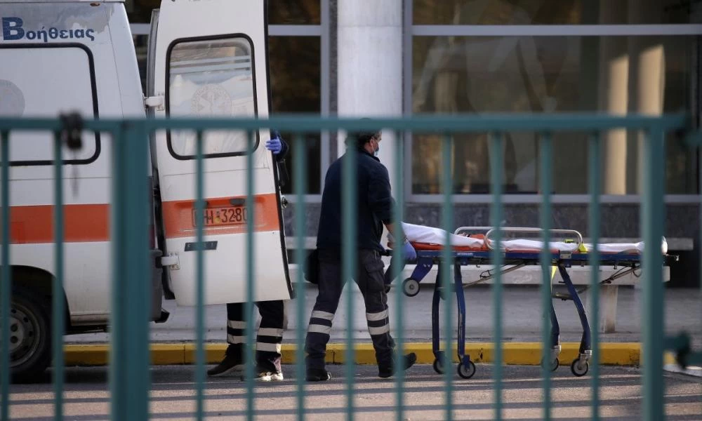 Κορονοϊός: 3.133 κρούσματα και 72 θάνατοι -Στους 728 οι διασωληνωμένοι